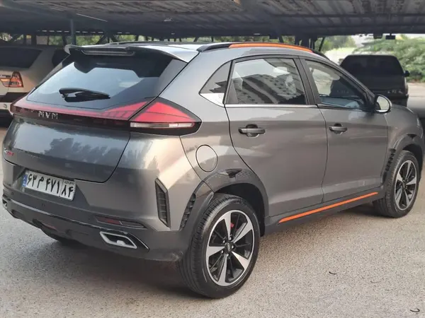 ام وی ام X33 کراس