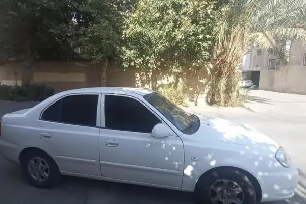 عکس هیوندای ورنا