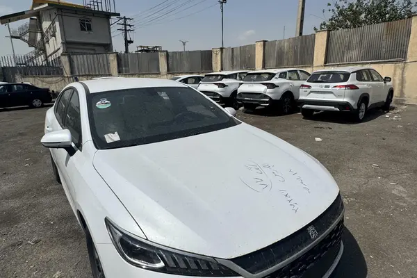 بی وای دی چین پلاس DMi