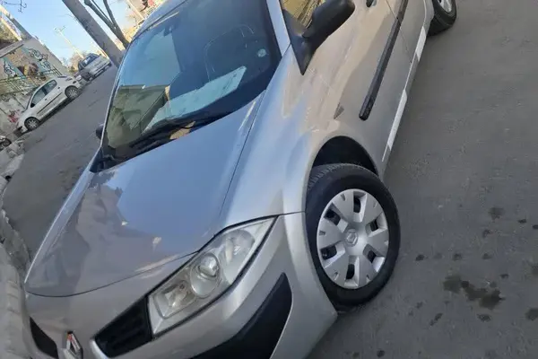 رنو مگان (وارداتی)