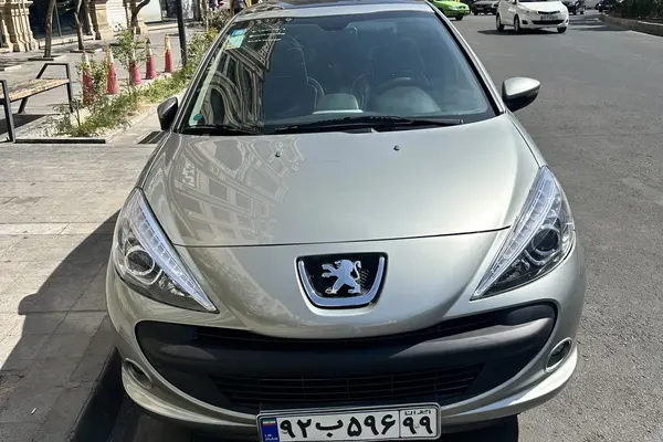 پژو 207