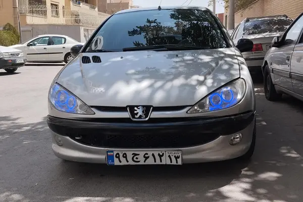 پژو 206