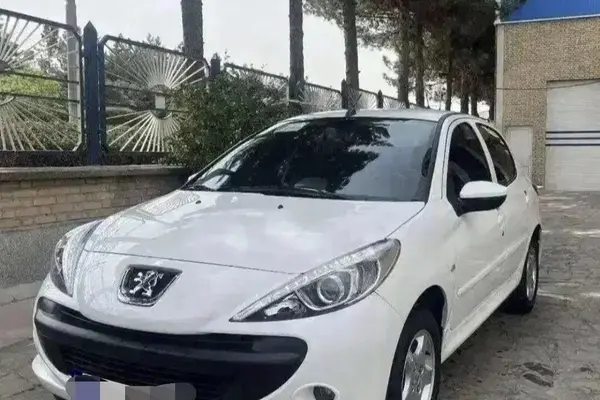 پژو 207