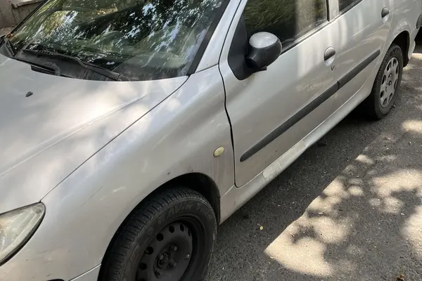 پژو 206 SD