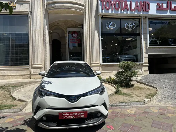 عکس تویوتا C-HR
