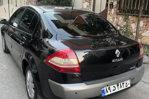 رنو مگان (مونتاژ)