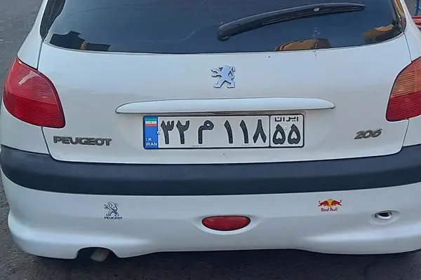 پژو 206