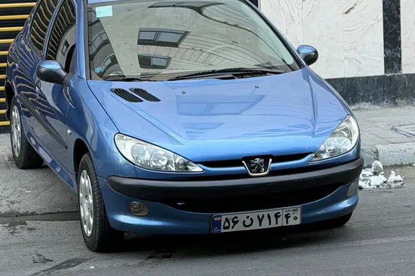 پژو 206