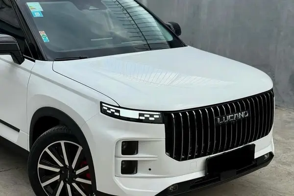 لوکانو L7