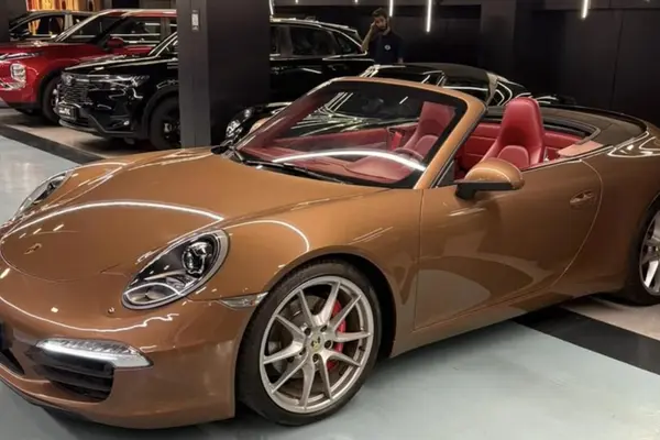 پورشه 911