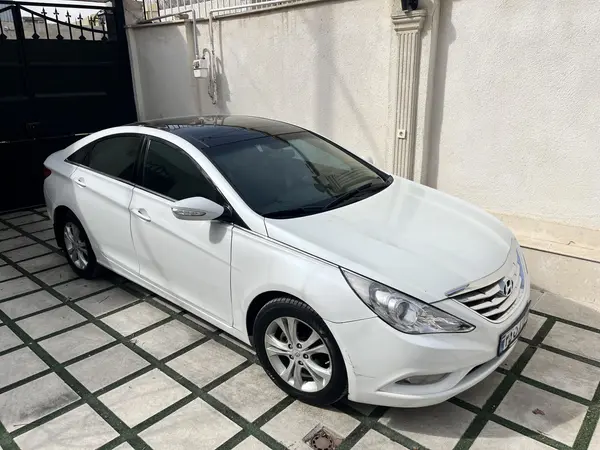 عکس هیوندای سوناتا