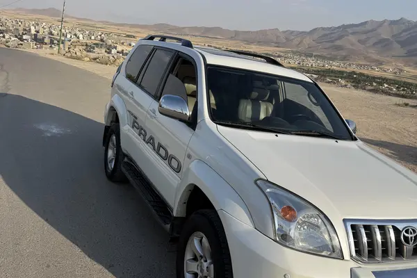 تویوتا پرادو  چهار در