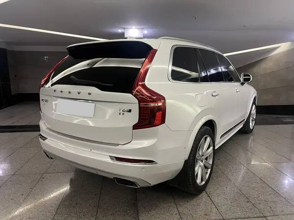 ولوو XC90