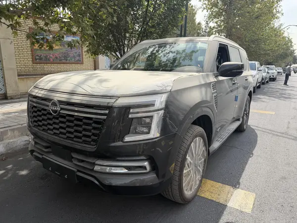نیسان پاترول (وارداتی)