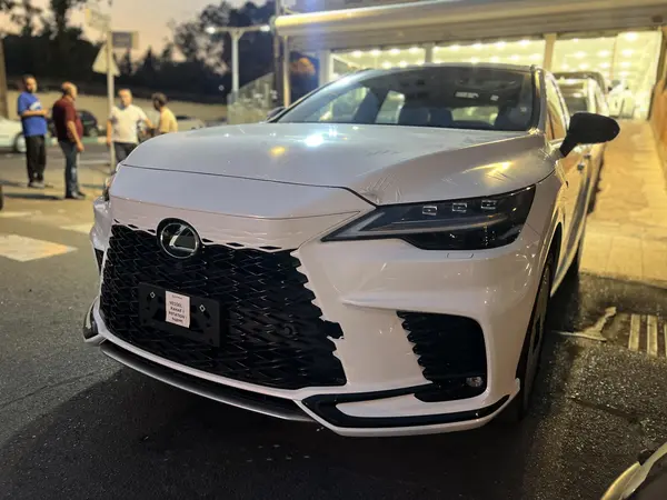 عکس لکسوس RX هیبرید
