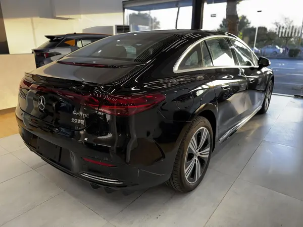 بنز EQE Sedan