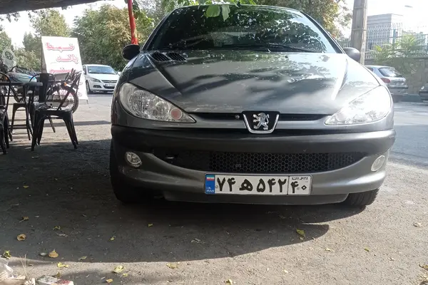 پژو 206