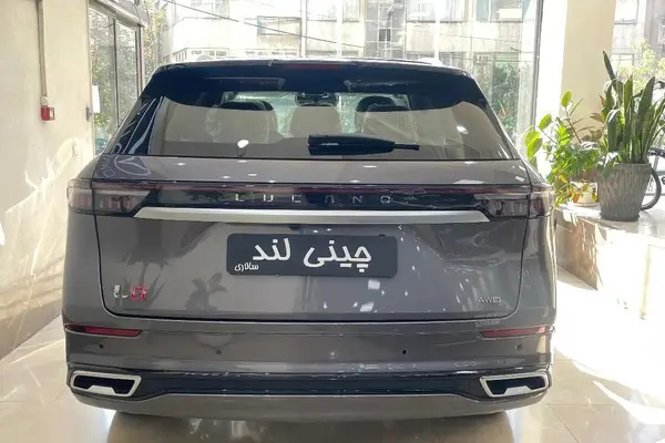 لوکانو L8