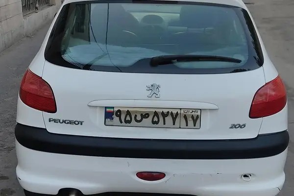 پژو 206