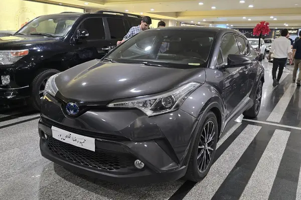 عکس تویوتا C-HR