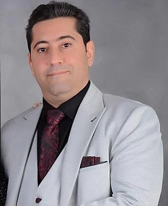مدیر نمایشگاه اتو گالری بی تا