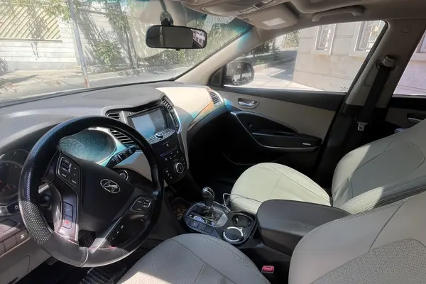 عکس هیوندای سانتافه