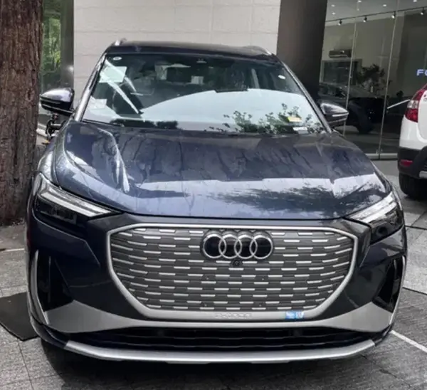 Q4 e-tron