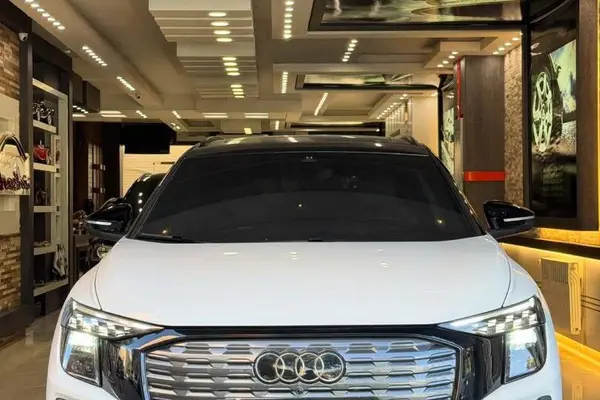 آئودی Q5 e-tron