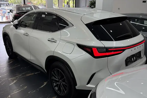 لکسوس NX هیبرید