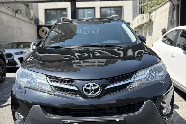 تویوتا راوفور