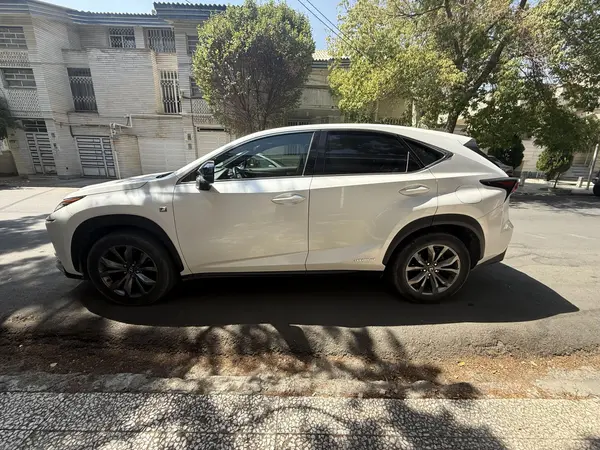لکسوس NX هیبرید
