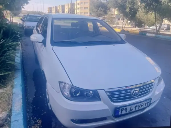 عکس لیفان 620