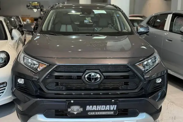 تویوتا راوفور