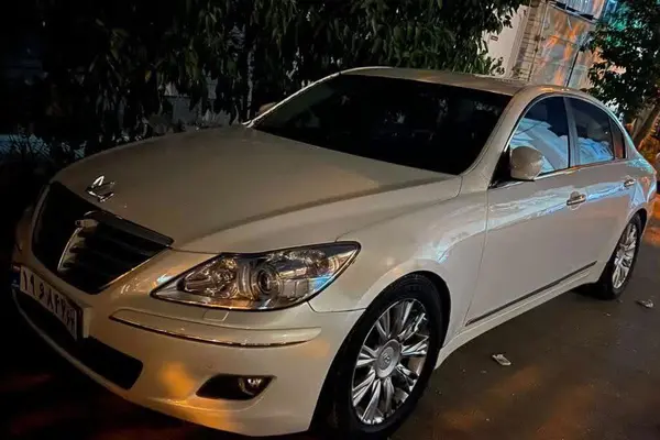 هیوندای جنسیس