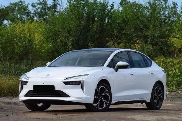 عکس لونا GRE