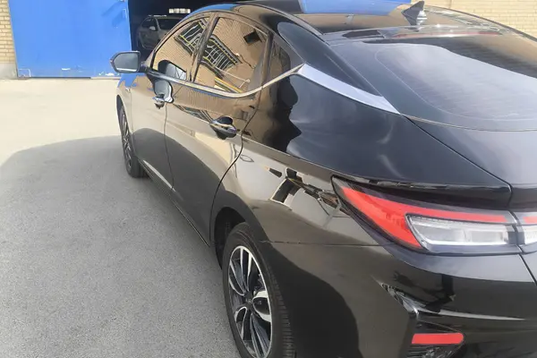 کی ام سی eJ7