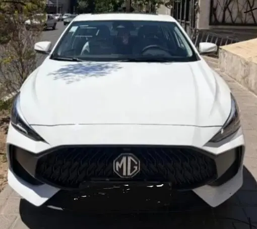 عکس ام جی GT