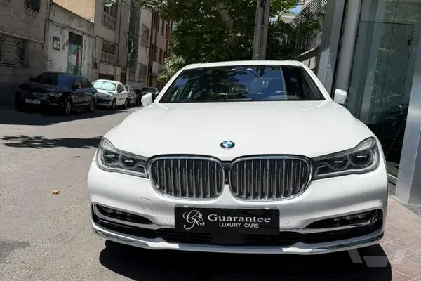بی ام و سری 7