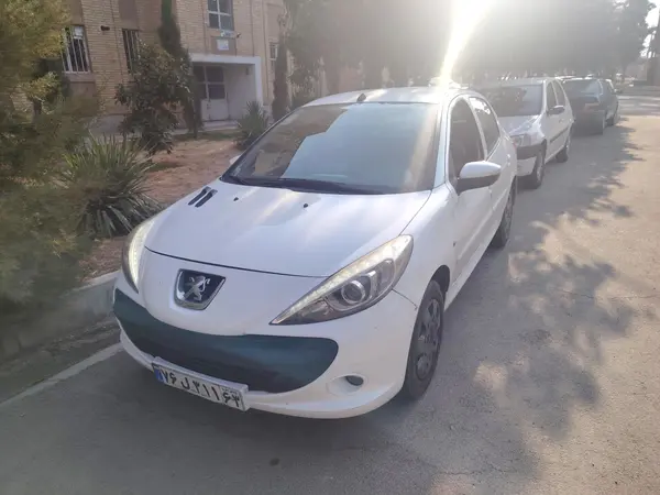 پژو 207