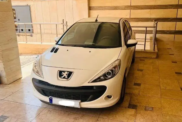 پژو 207