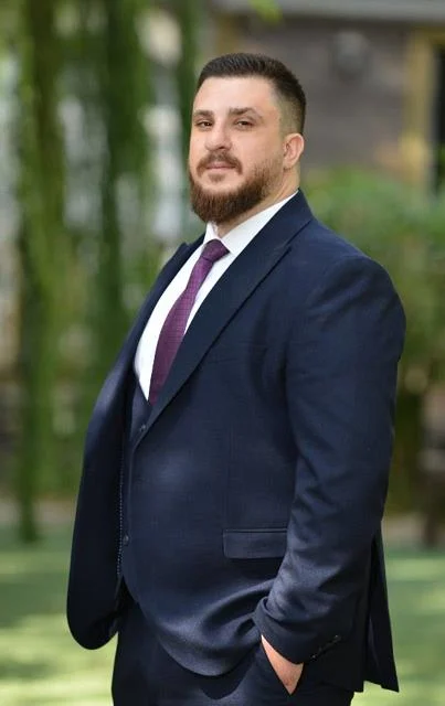 الکس  الکسیان  - مشاور نمایشگاه
