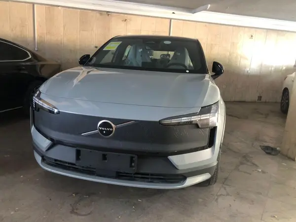 عکس ولوو EX30