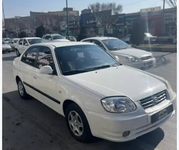 هیوندای ورنا