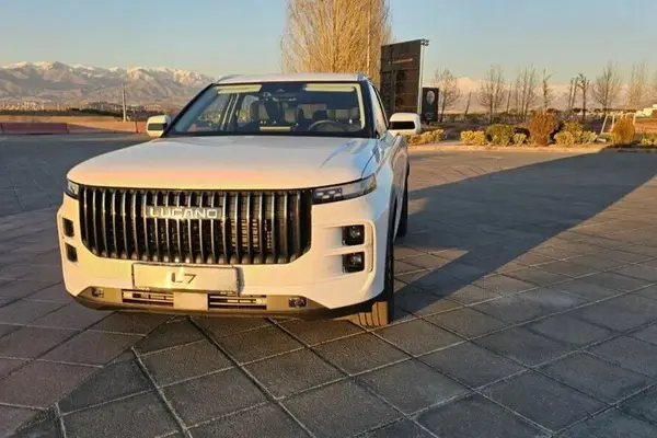 عکس لوکانو L7
