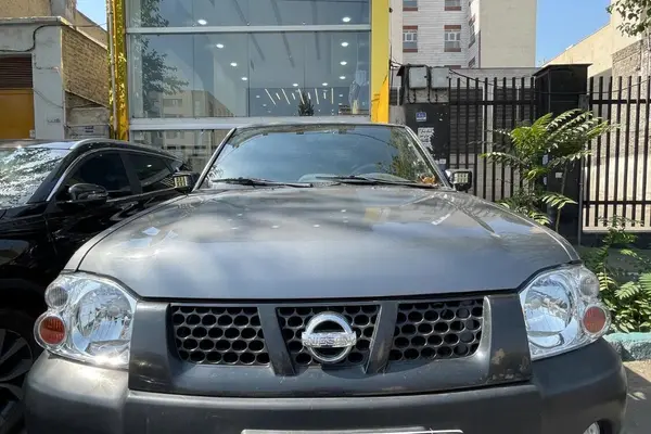 نیسان رونیز