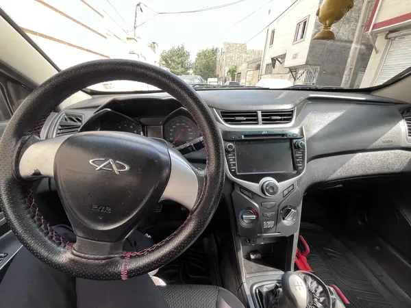 عکس ام وی ام 315هاچ بک