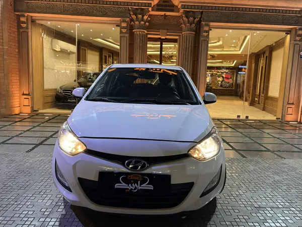 عکس هیوندای i20