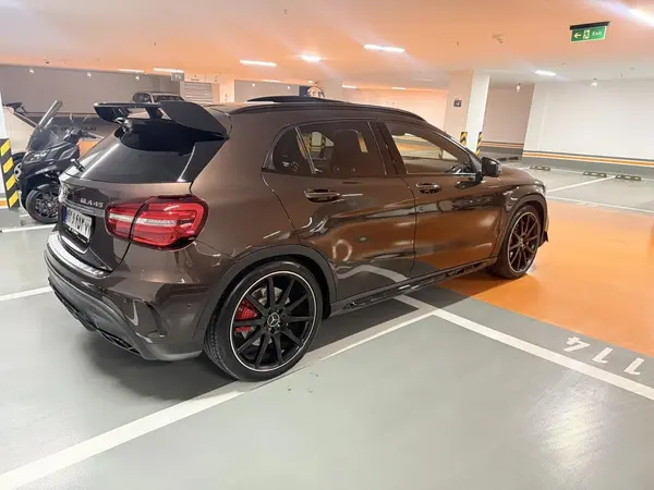 عکس بنز کلاس GLA