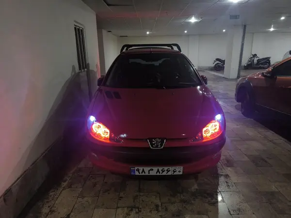 پژو 206