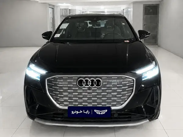 آئودی Q4 e-tron